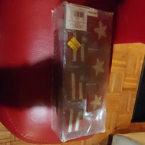 Shower curtain hooks